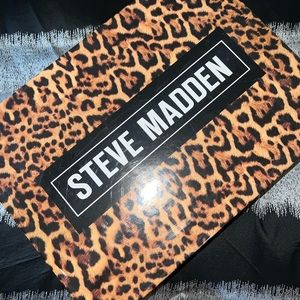 Steve Madden gift set